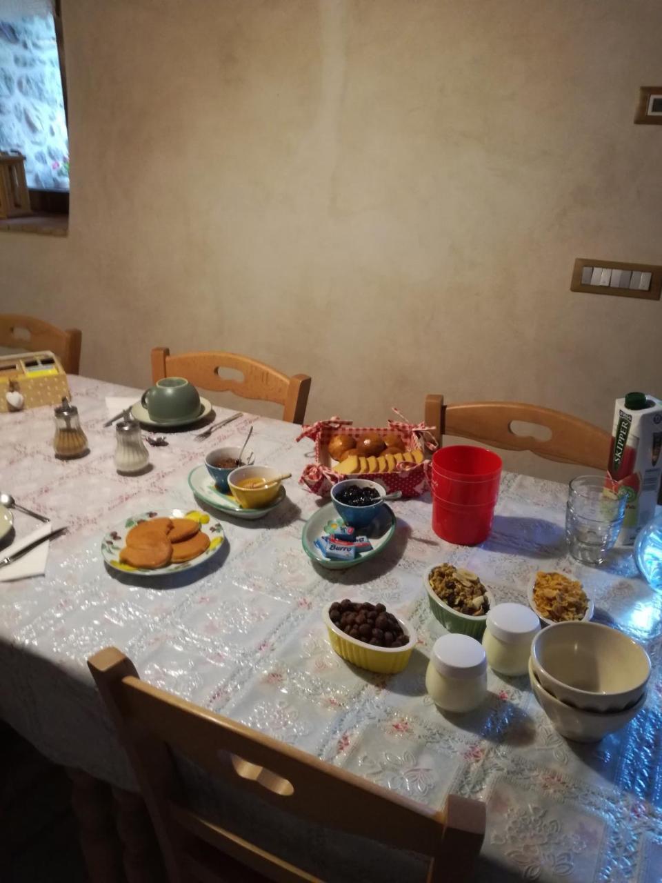 Agriturismo Il Posto Delle Fragole San Giovanni Bianco Ngoại thất bức ảnh